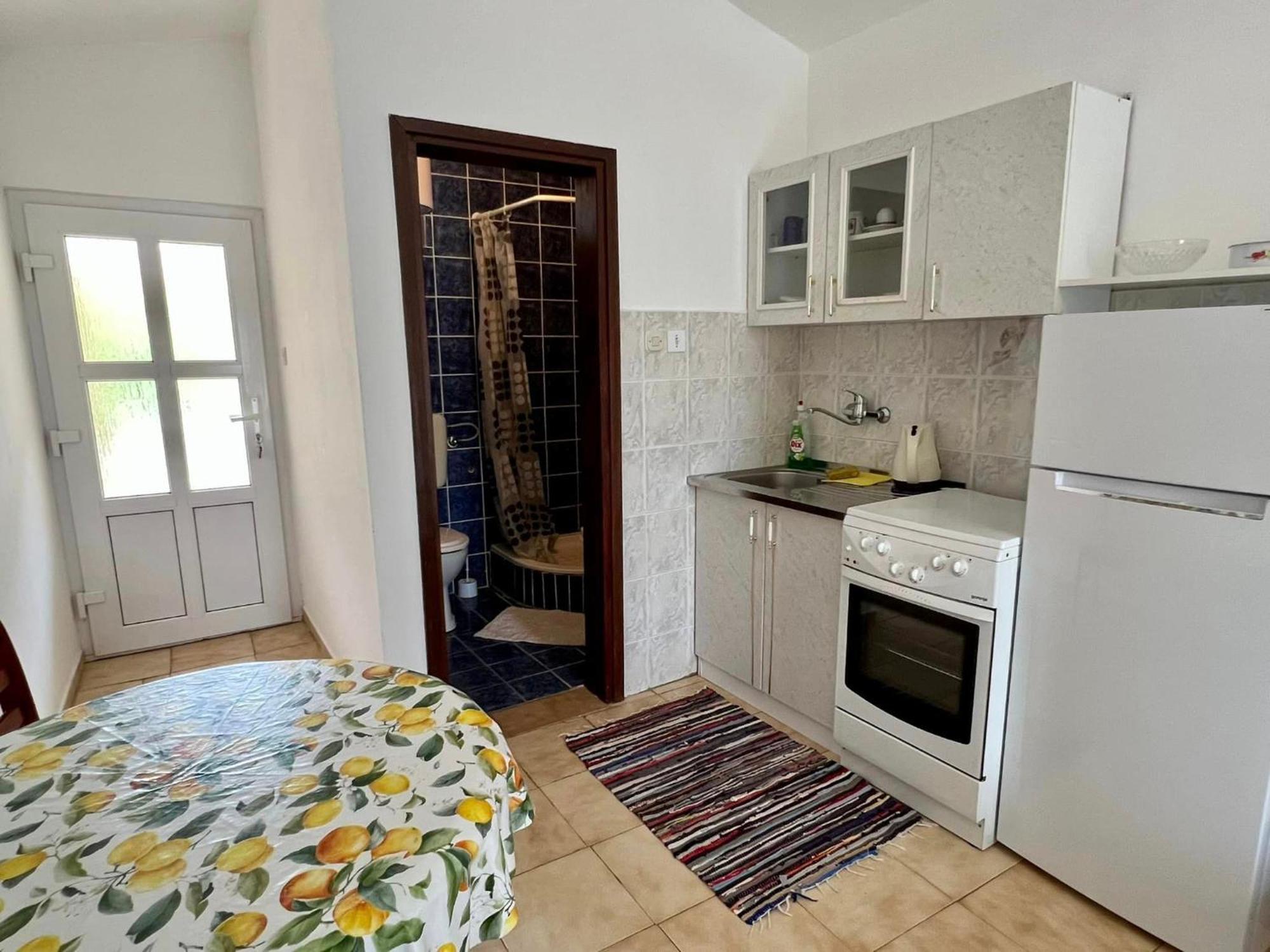 Apartmani Lidija Karin Donji Donji Karin 外观 照片