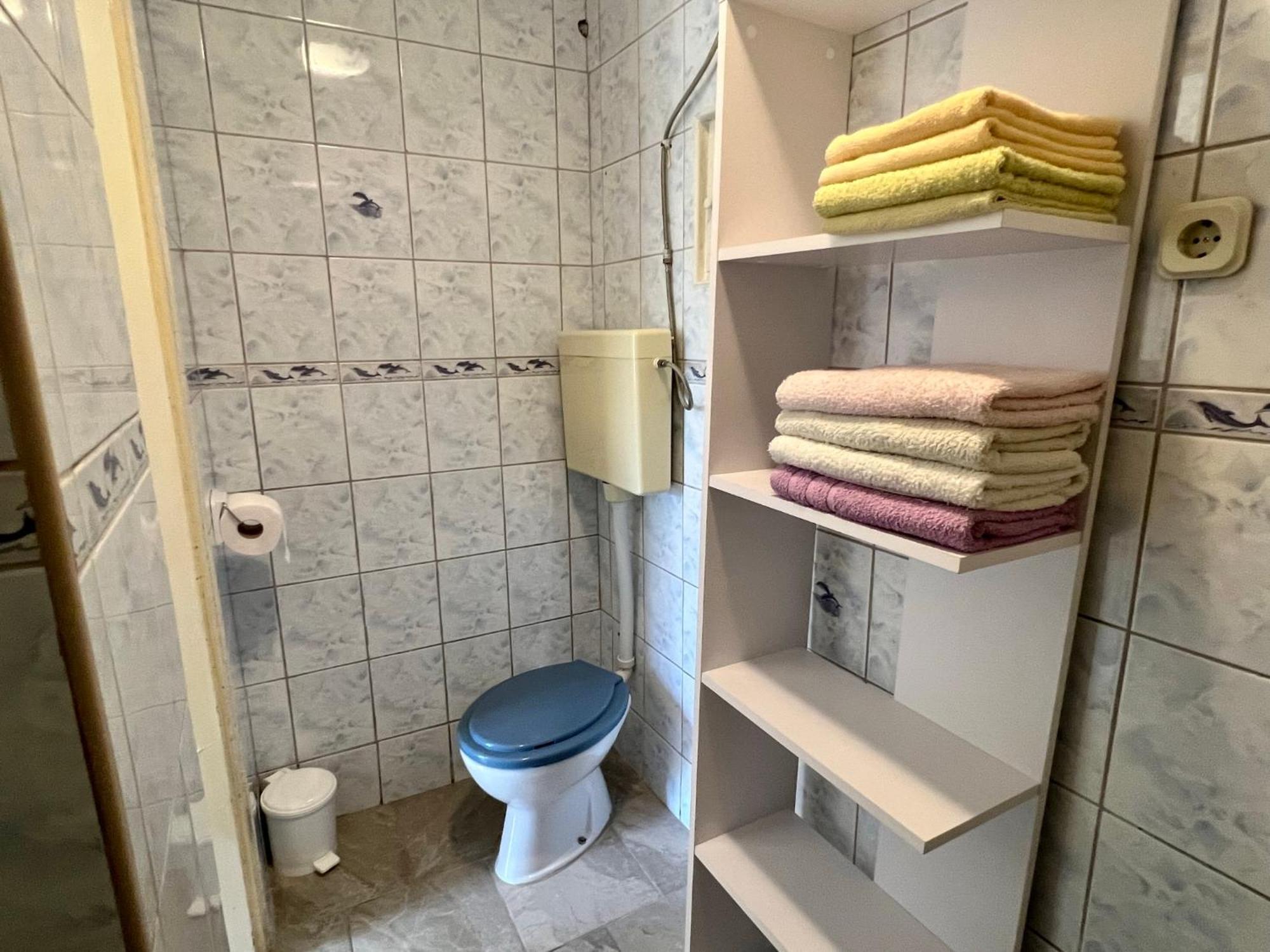 Apartmani Lidija Karin Donji Donji Karin 外观 照片