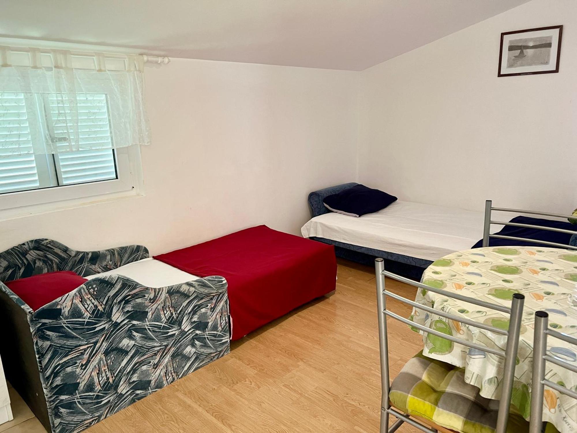 Apartmani Lidija Karin Donji Donji Karin 外观 照片