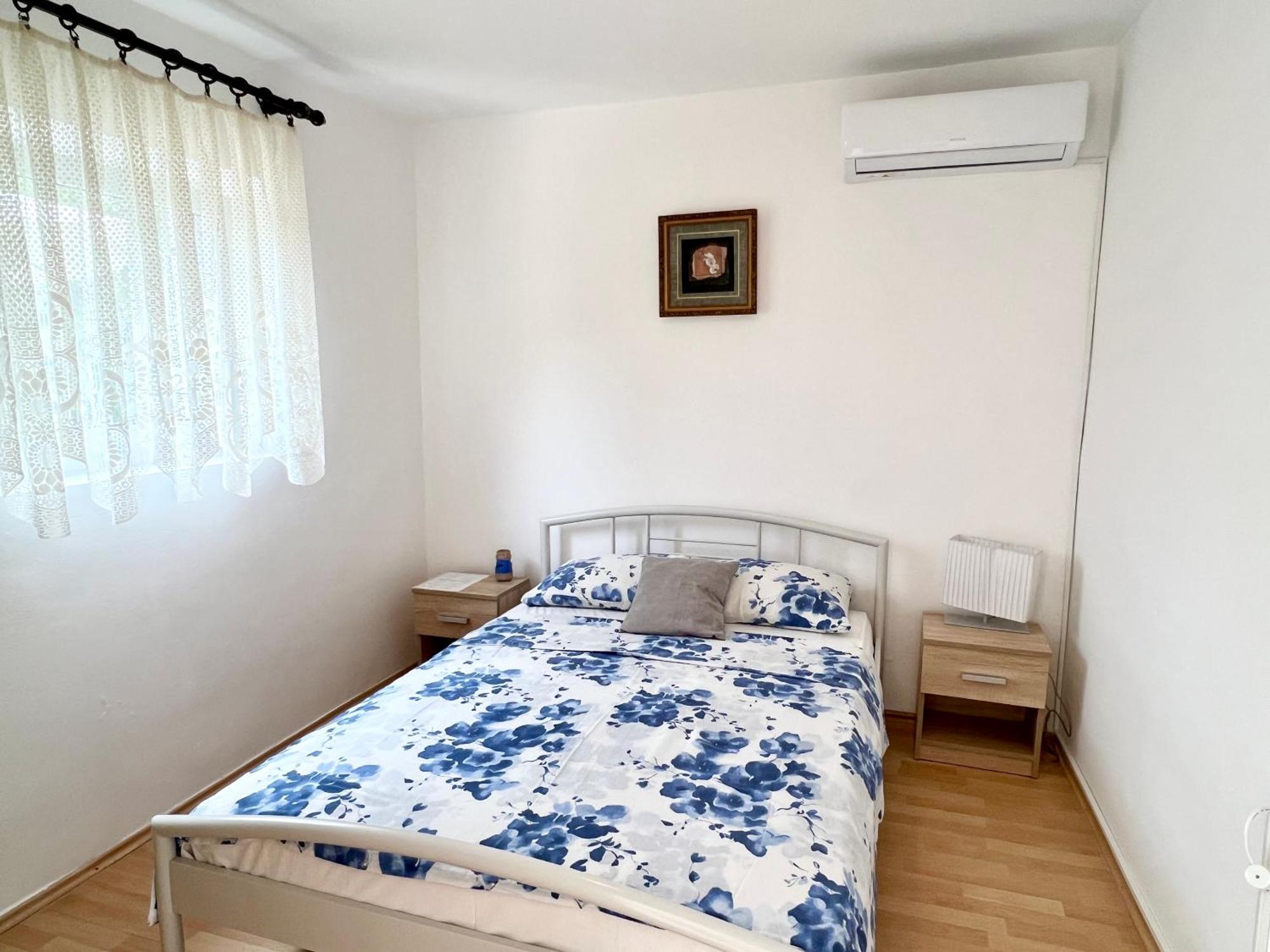 Apartmani Lidija Karin Donji Donji Karin 外观 照片